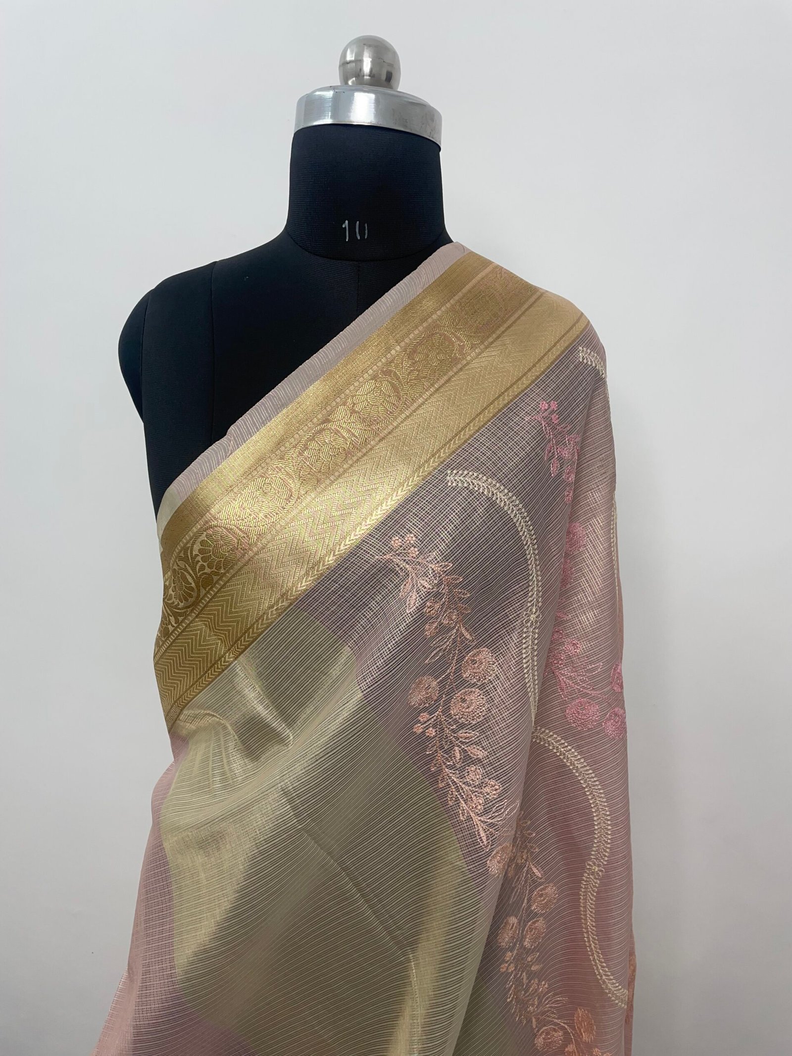 Pink Embroidery Tissue Silk Saree - Image 3