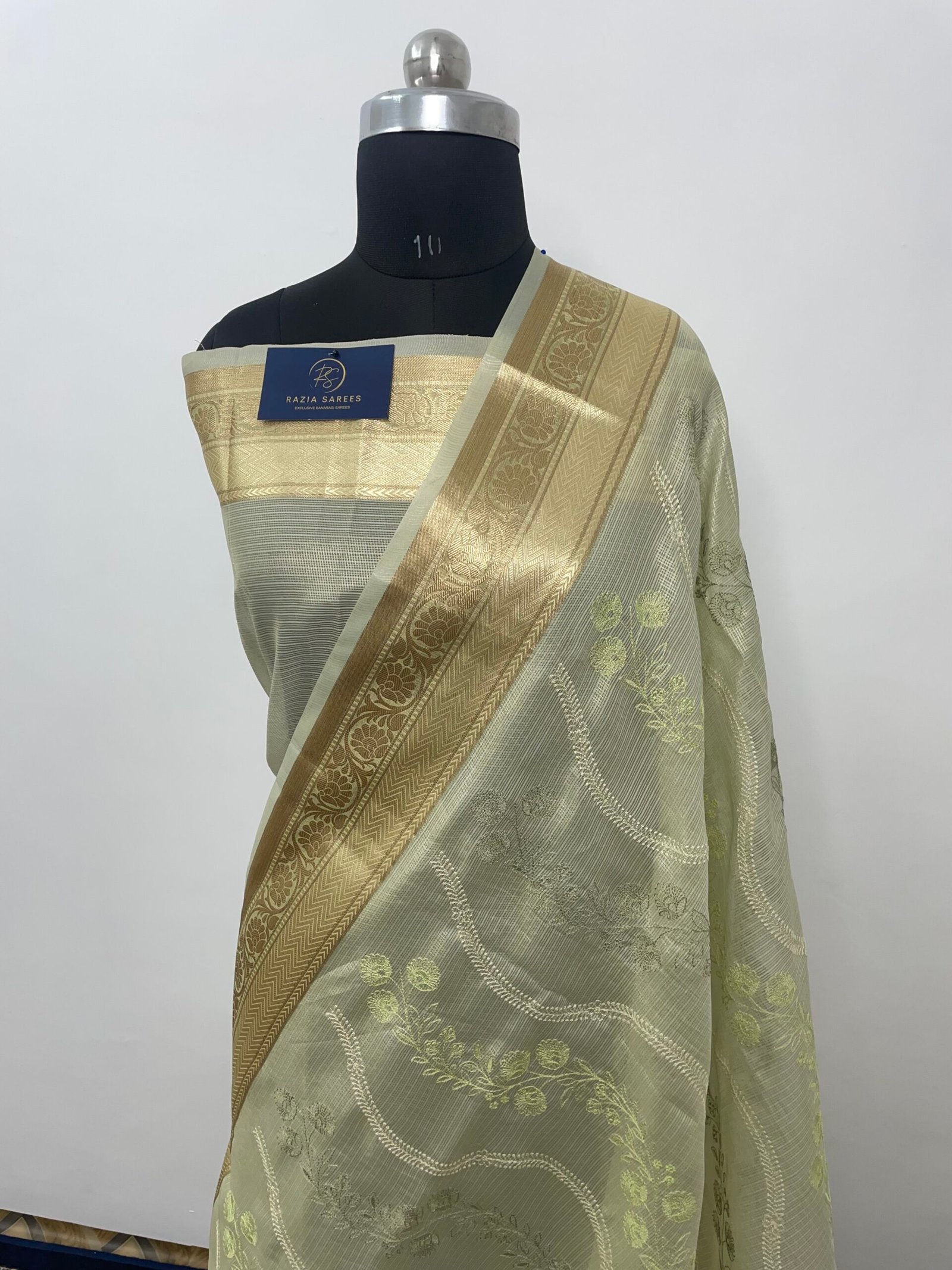 Pista Embroidery Tissue Silk Saree - Image 2