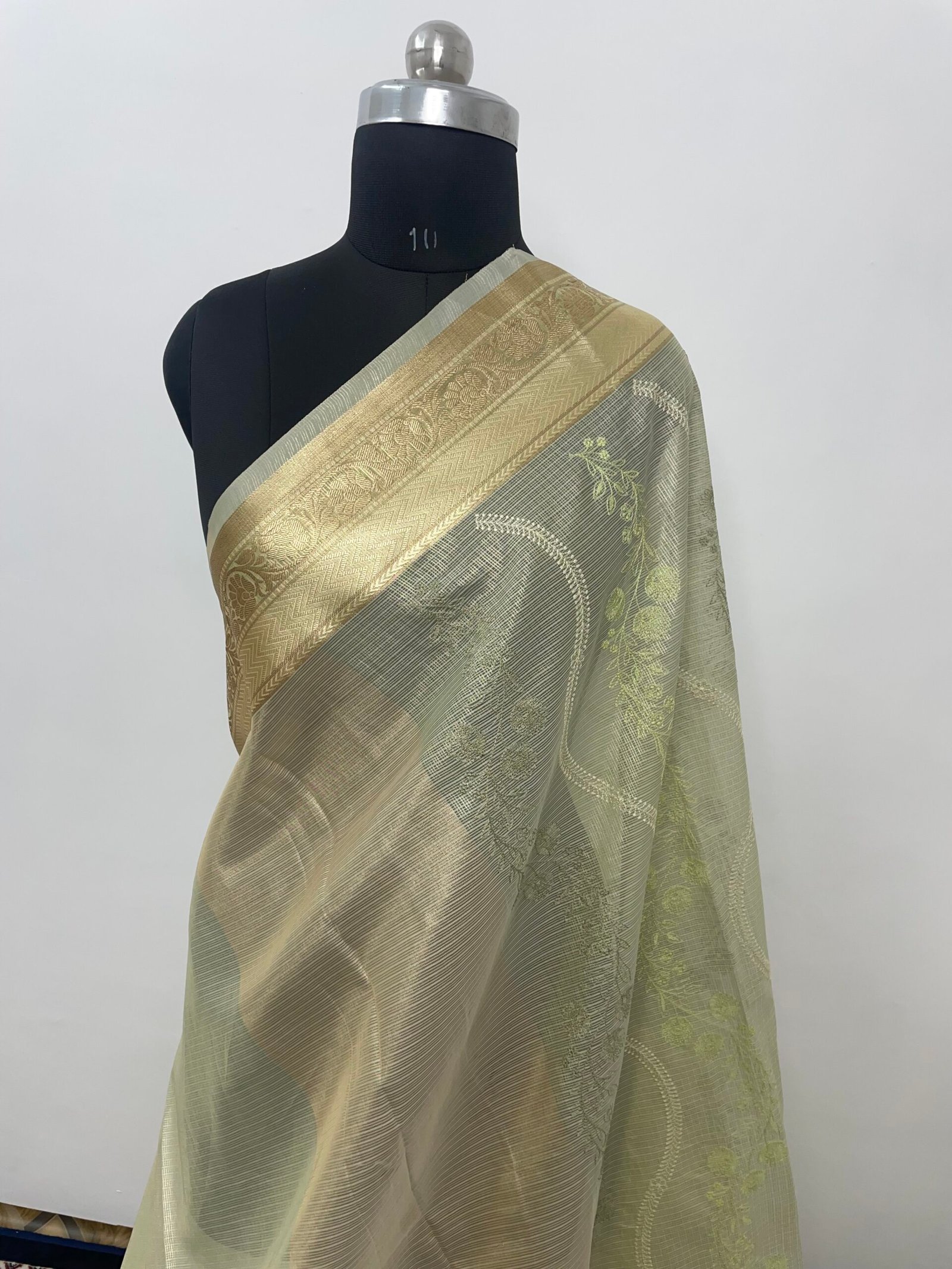 Pista Embroidery Tissue Silk Saree - Image 3