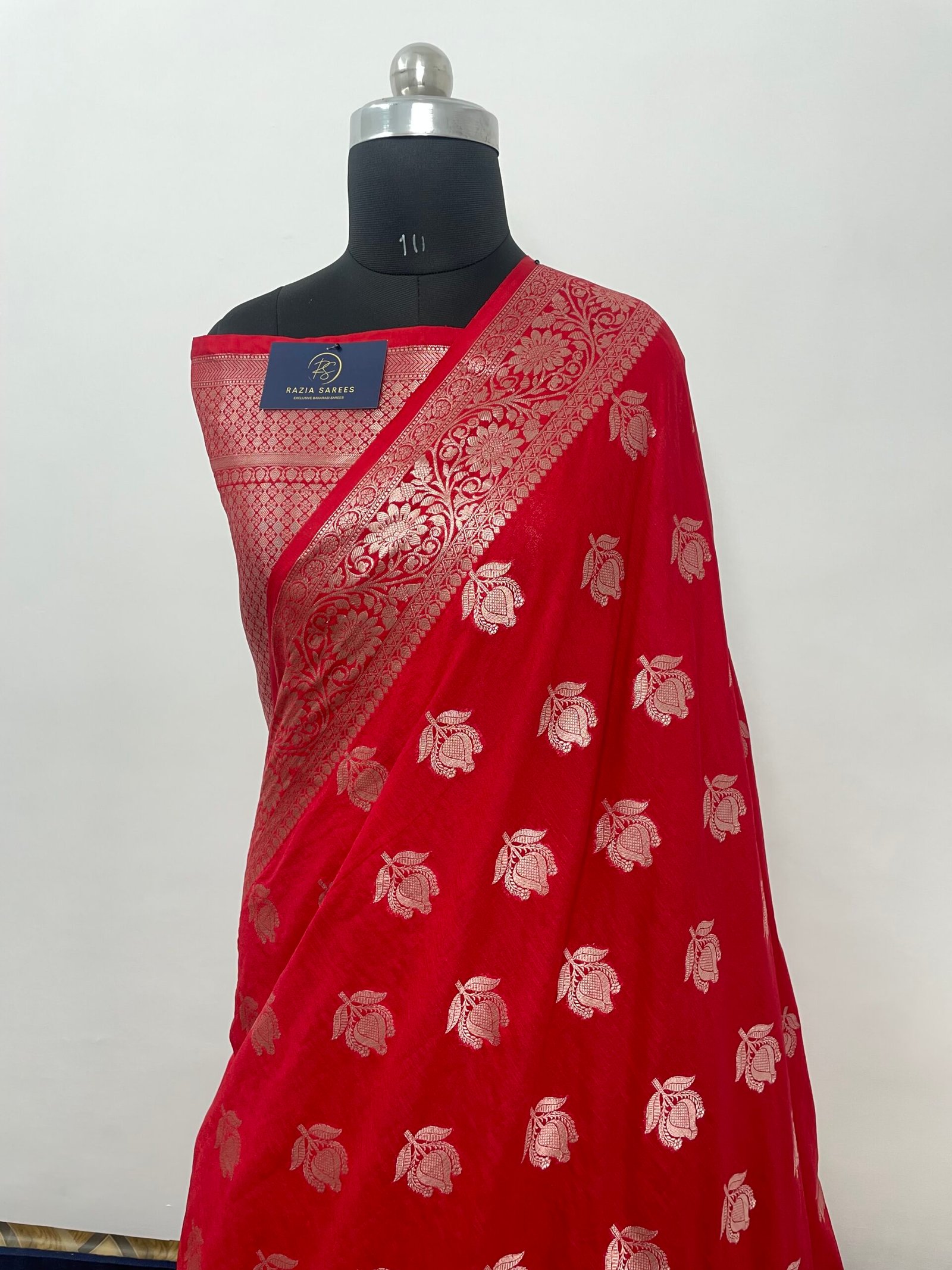 Red Raw Mango Katan Silk Saree - Image 2
