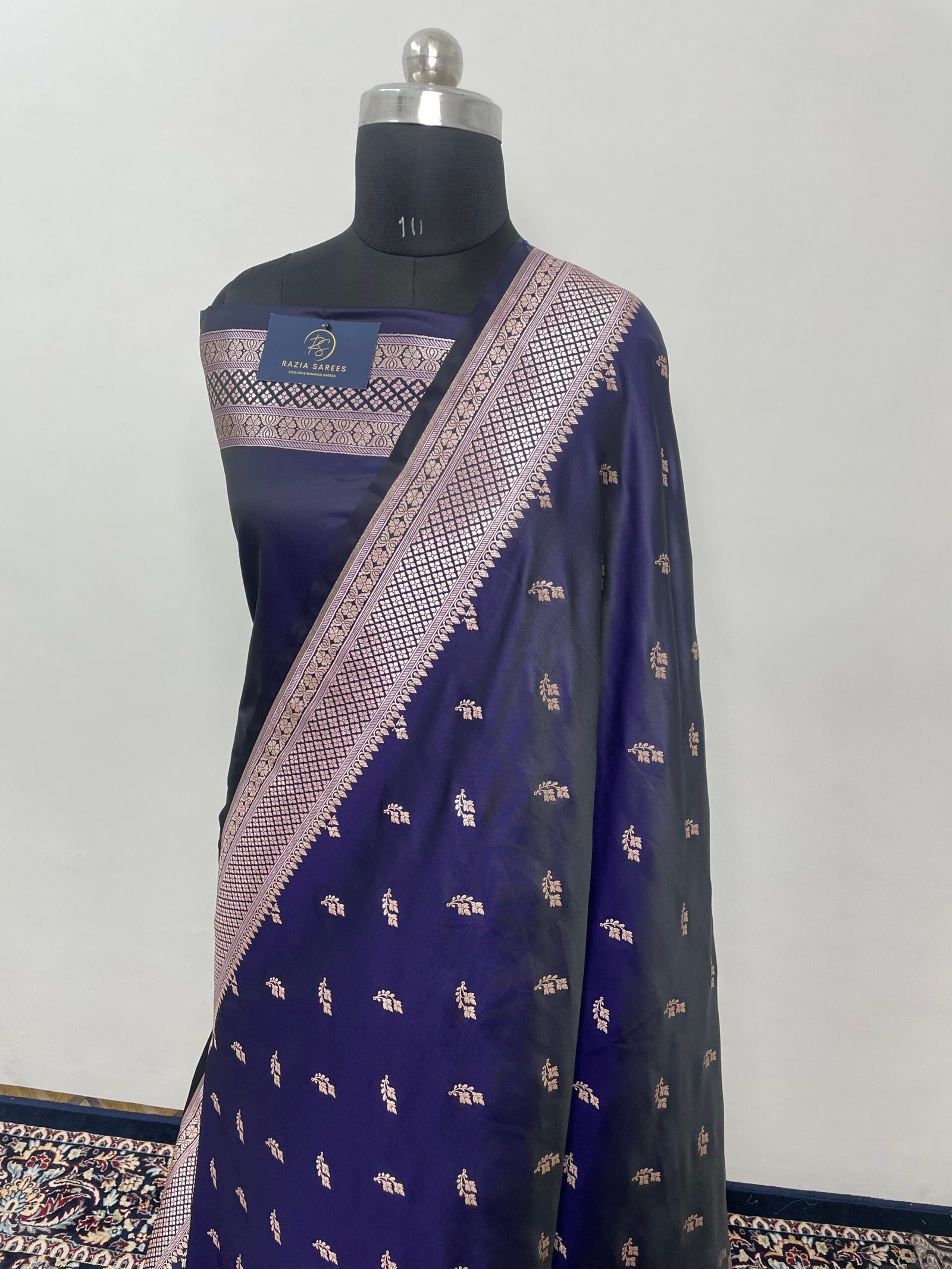 Navy Blue Booti Mashru Katan Silk Saree - Image 2