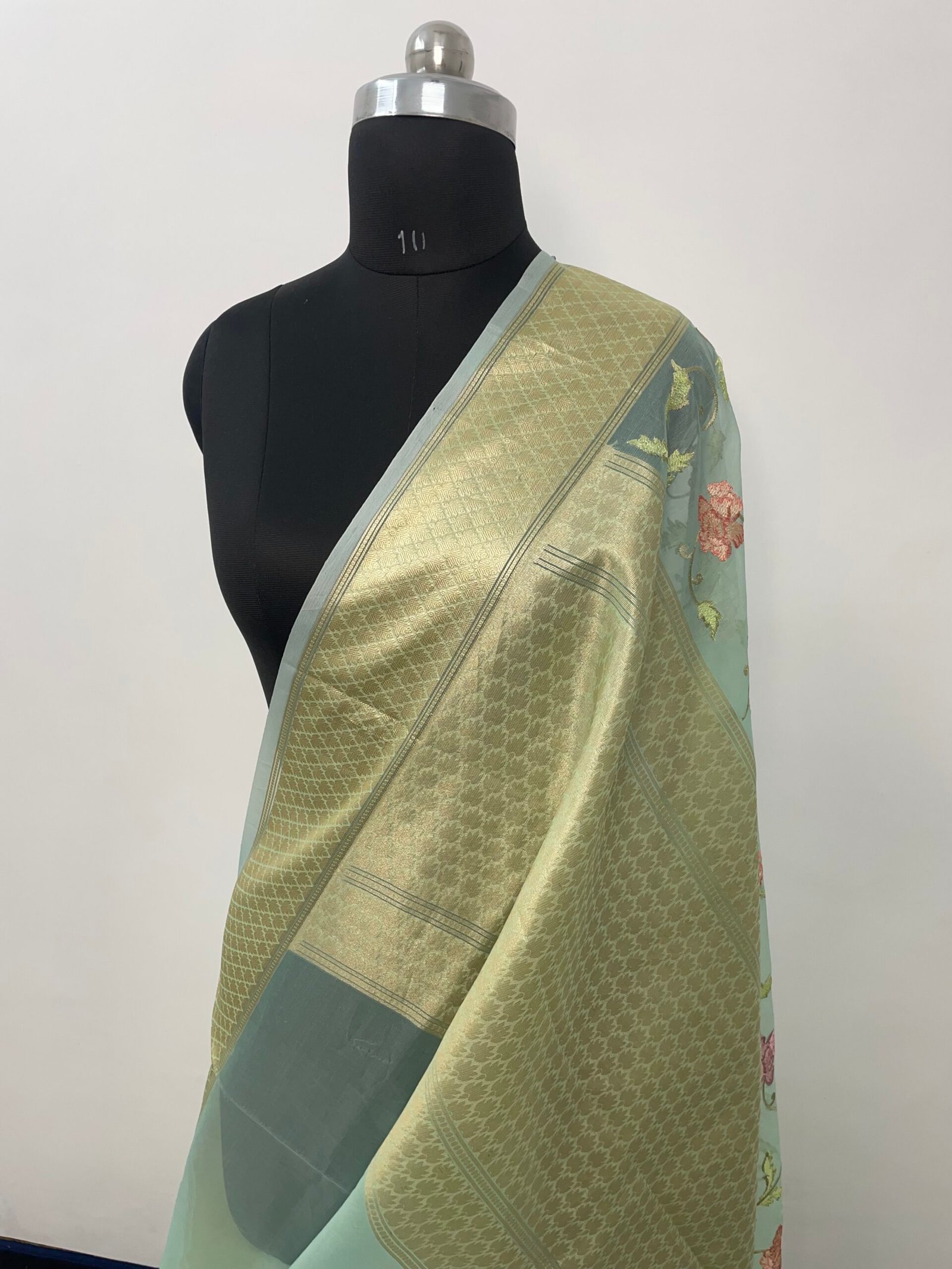 Rama Embroidery Organza Silk Saree - Image 3