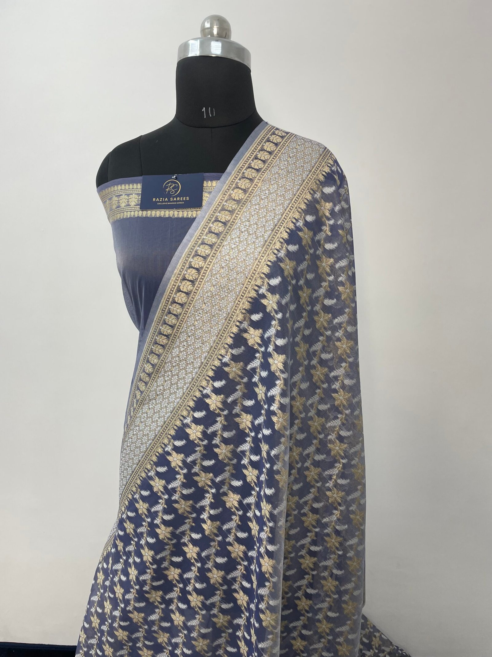 Navy Blue Jamdani Cotton Silk Saree - Image 2