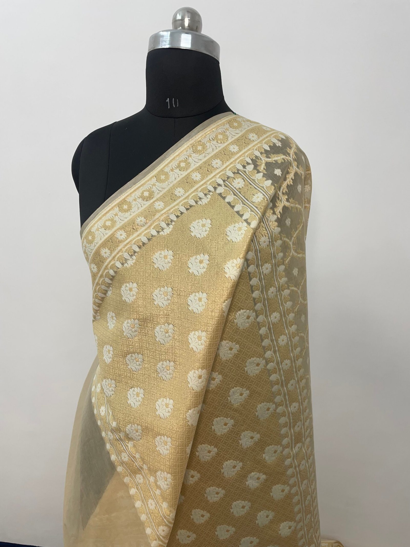 Tussar Premium Jamdani Cotton Silk Saree - Image 3