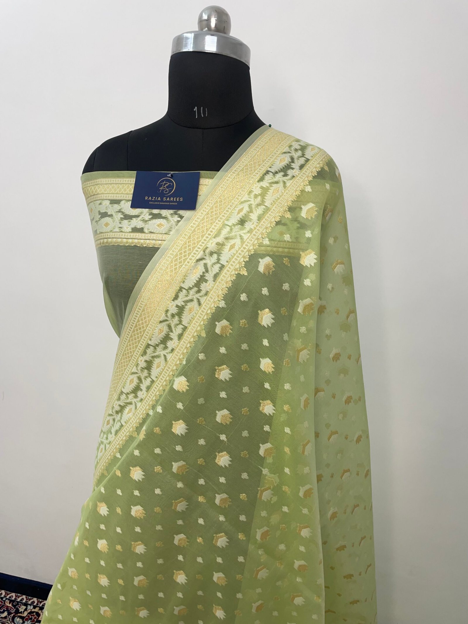 Pista Premium Jamdani Cotton Silk Saree - Image 2