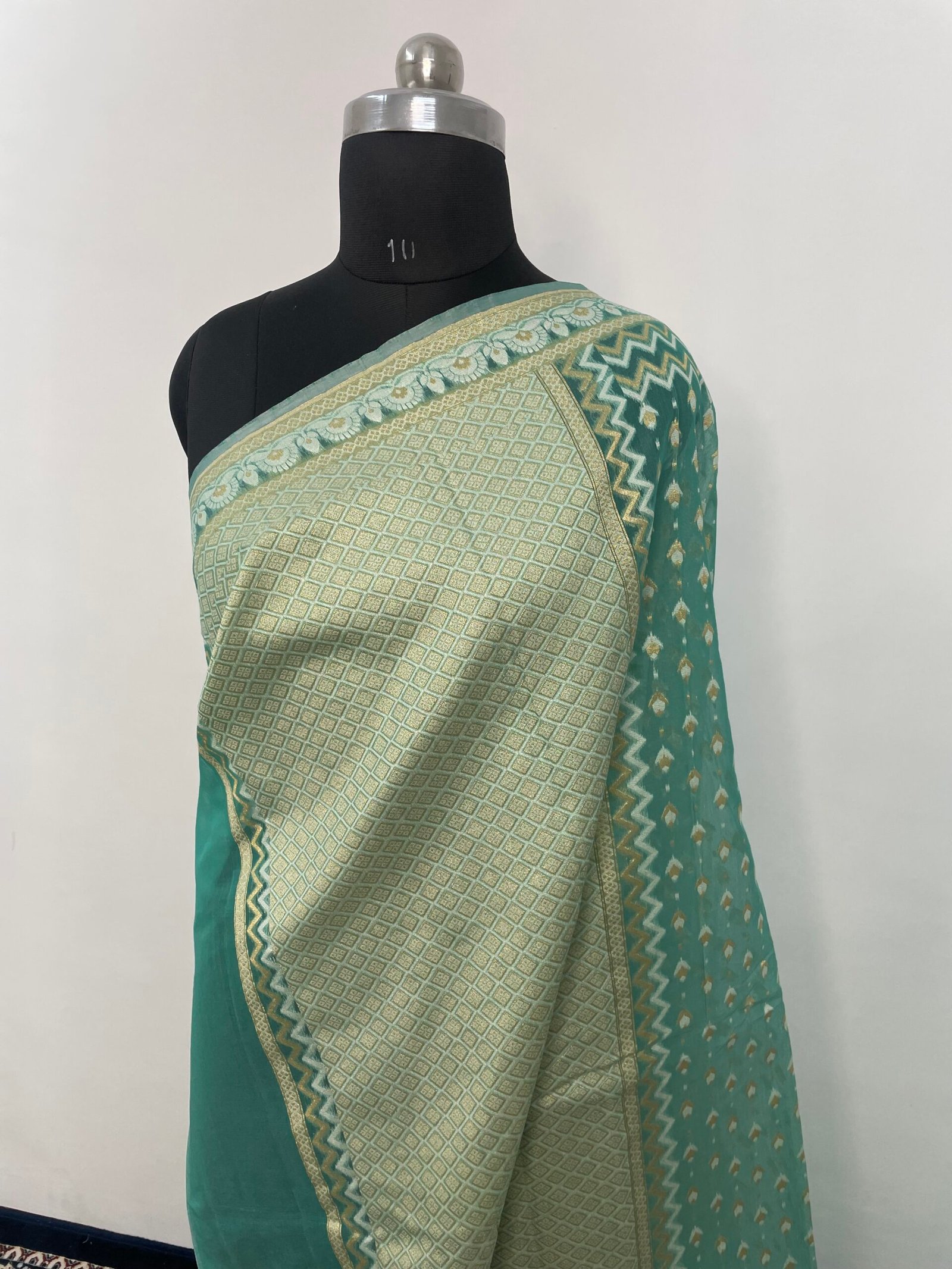 Sea Green Premium Cotton Silk Saree - Image 3