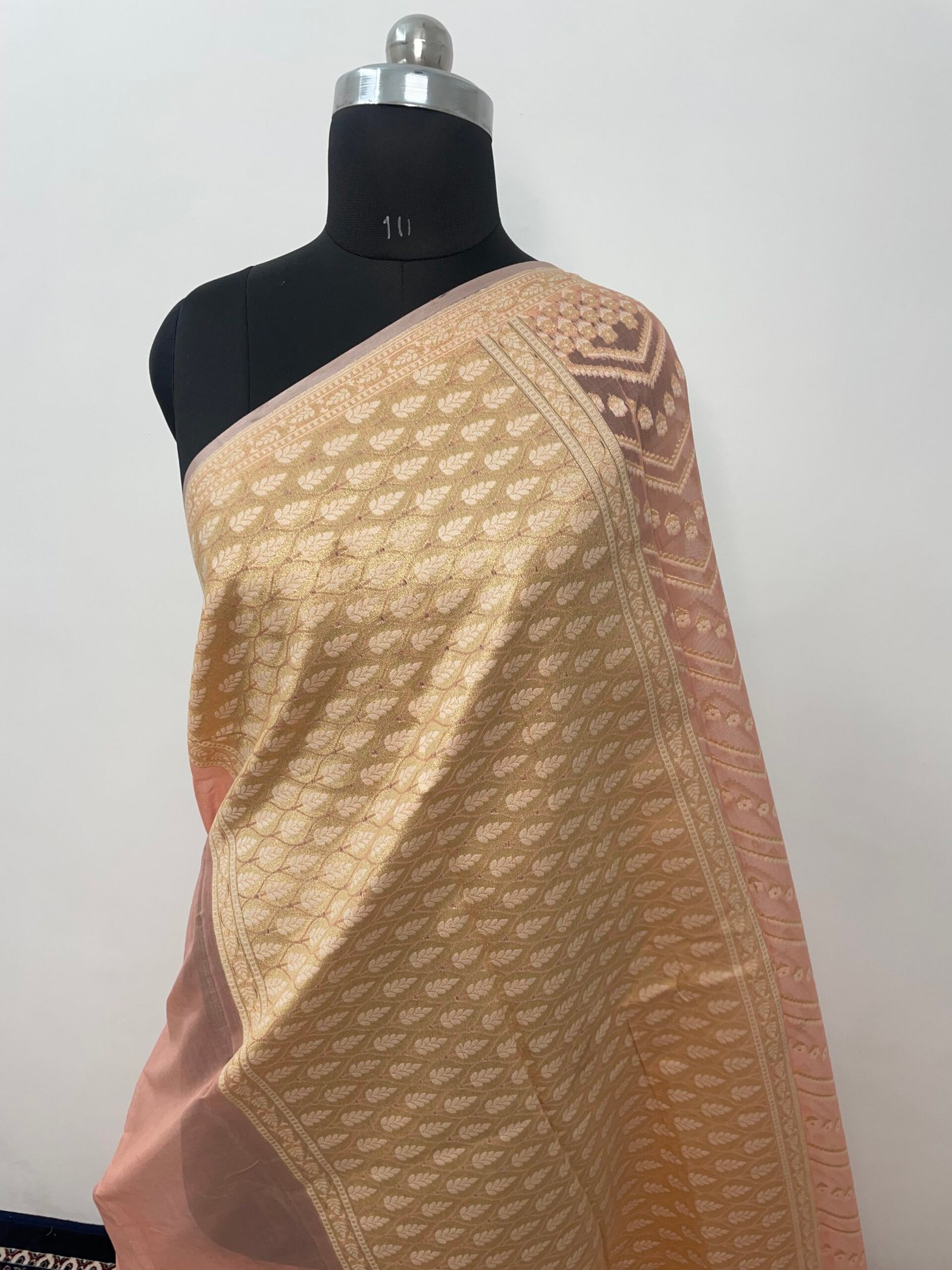 Peach Premium Jamdani Cotton Silk Saree - Image 3