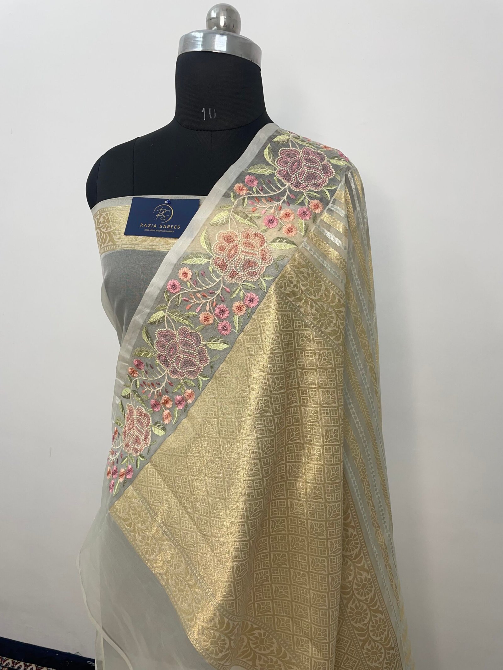 Cream Embroidery Organza Silk Saree - Image 3
