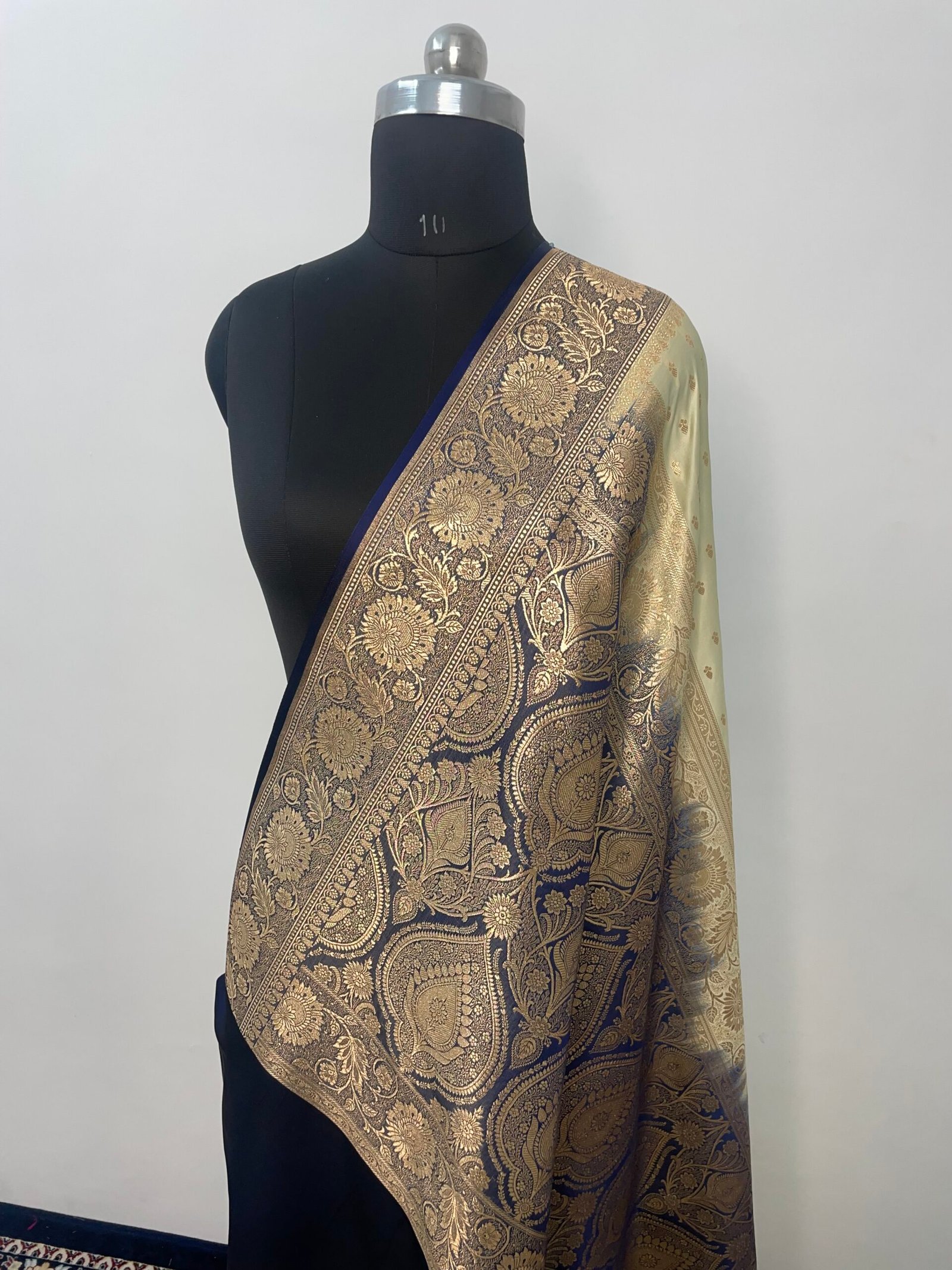 Cream and Navy Blue Contrast Booti Satin Katan Silk Saree - Image 3