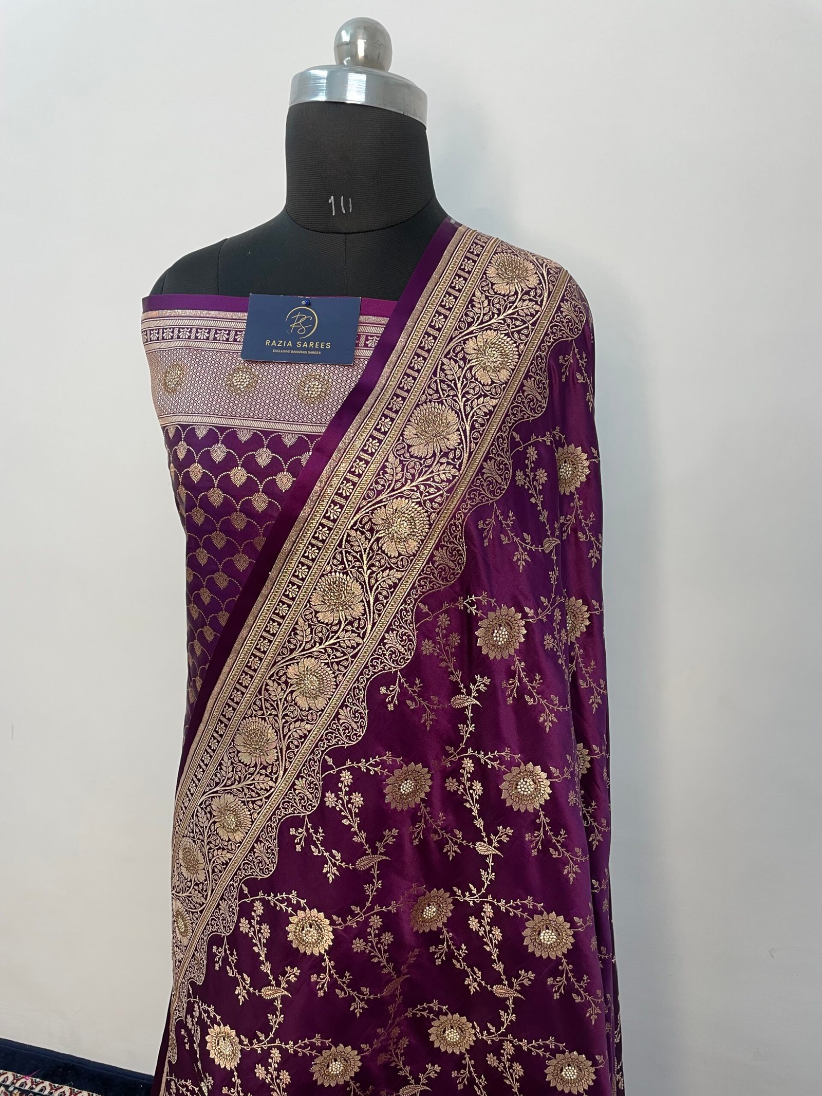 Purple Zarkan Seroski Jaal Satin Katan Silk Saree - Image 2