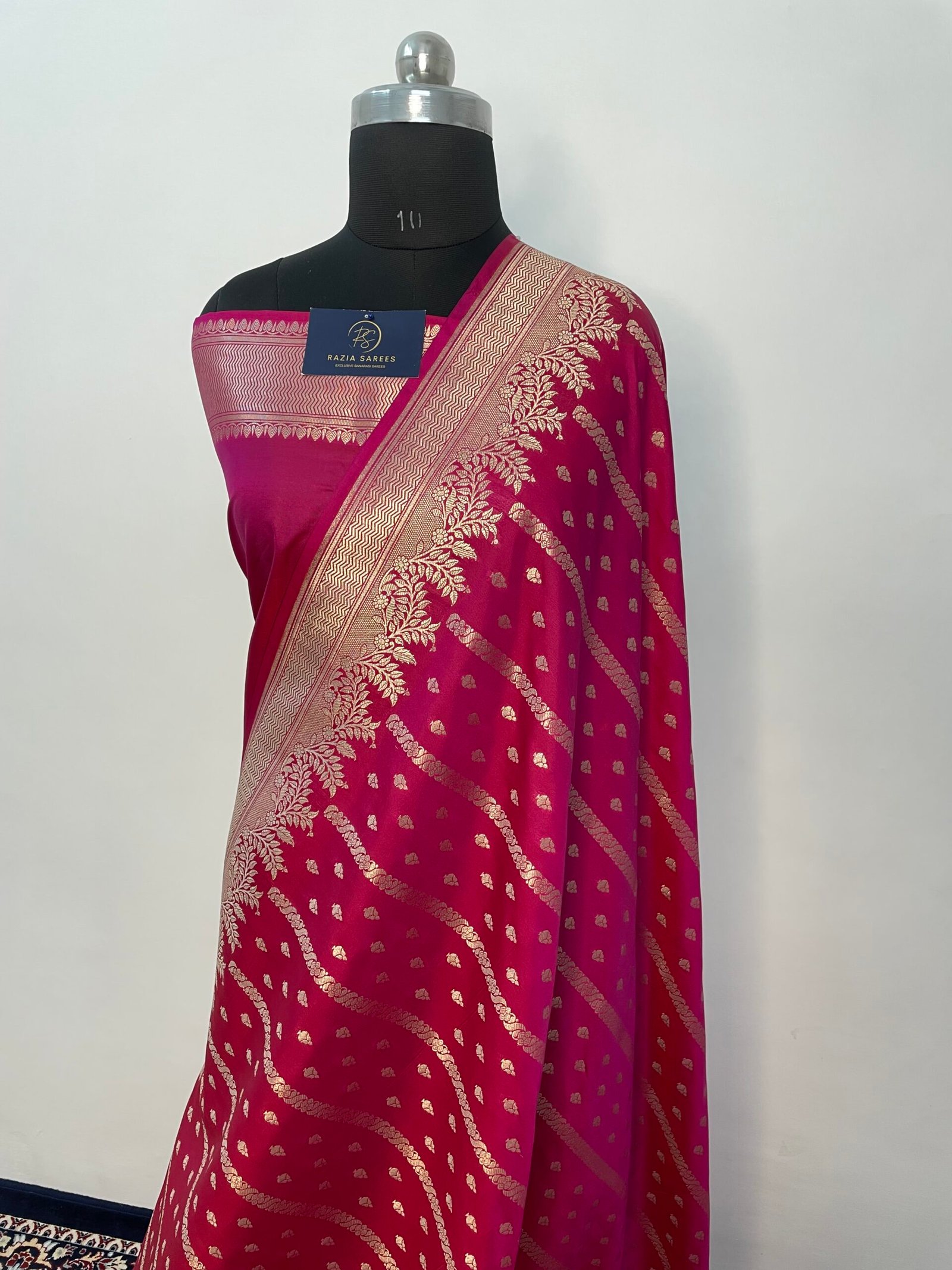 Rani Booti Premium Mashru Katan Silk Saree - Image 2