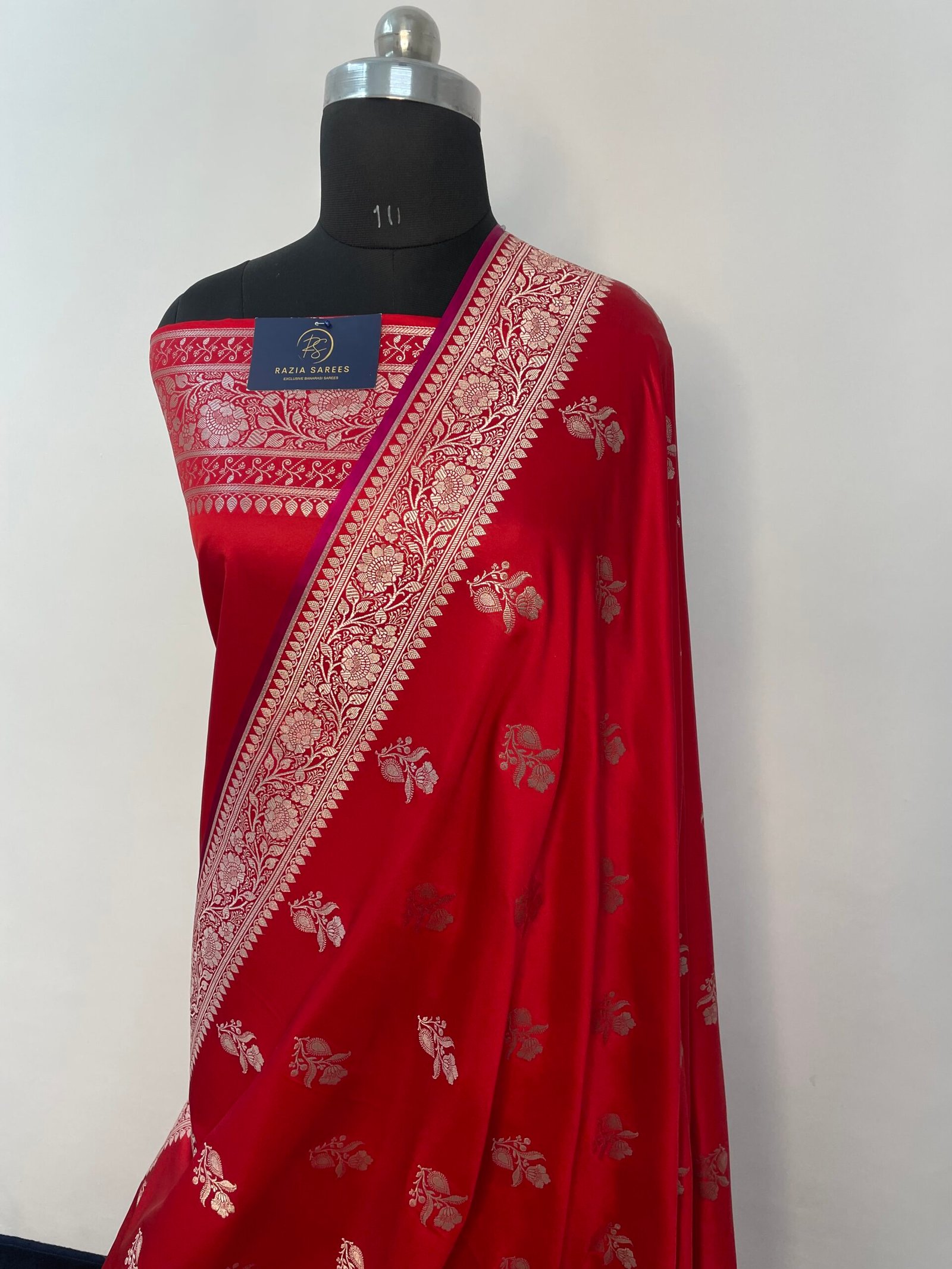 Red Boota Mashru Katan Silk Saree - Image 2