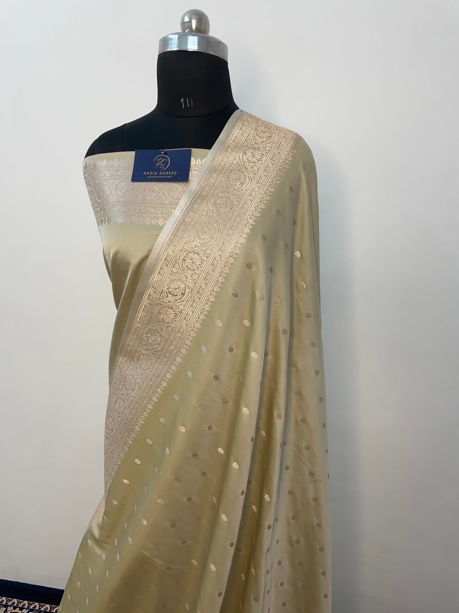 Ivory Tussar Booti Mashru Katan Silk Saree - Image 2