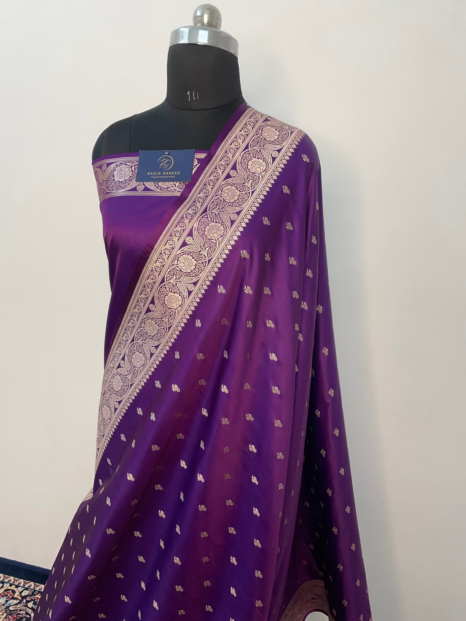 Begani Booti Mashru Katan Silk Saree - Image 2