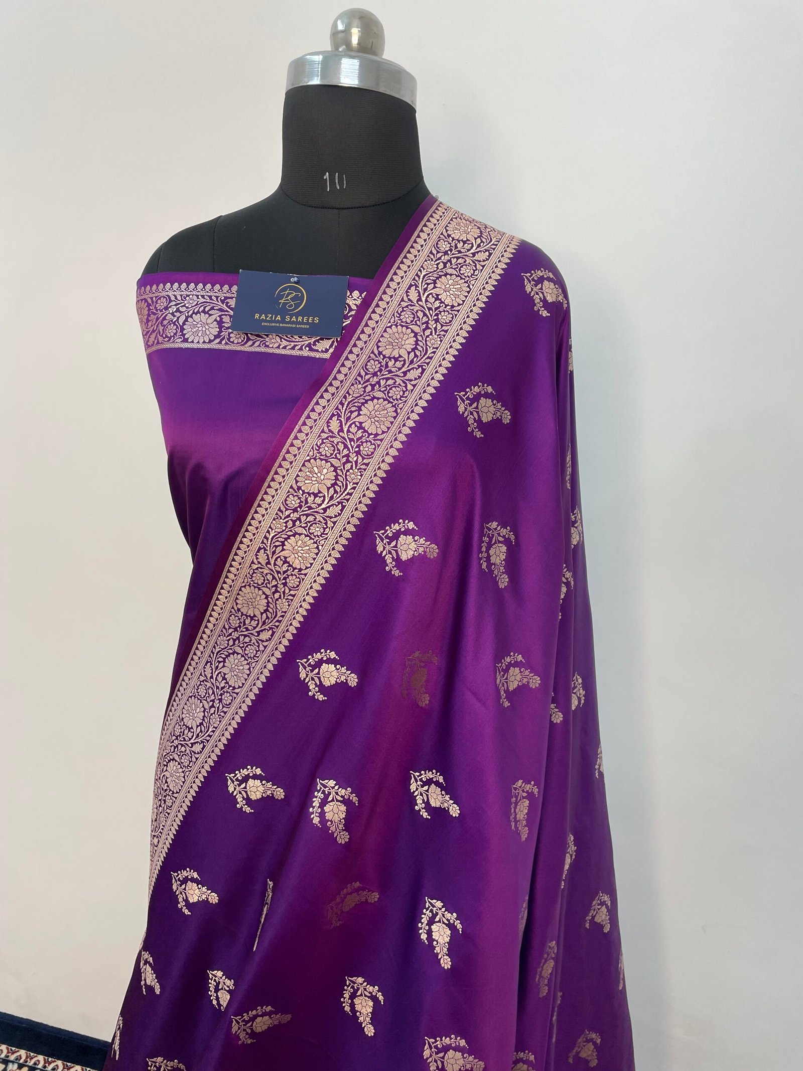 Begani Boota Mashru Katan Silk Saree - Image 2