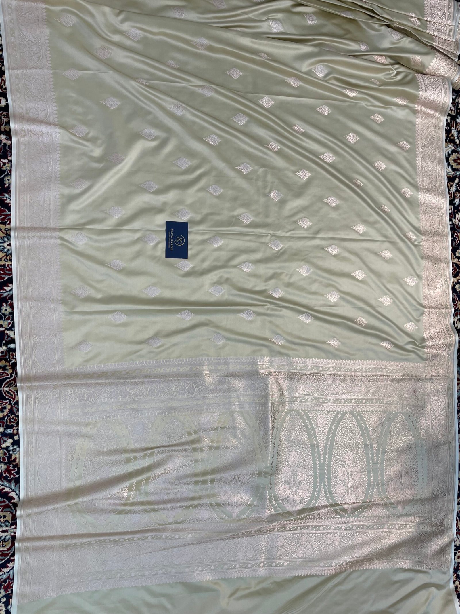 Ivory Tussar Booti Mashru Katan Silk Saree - Image 4
