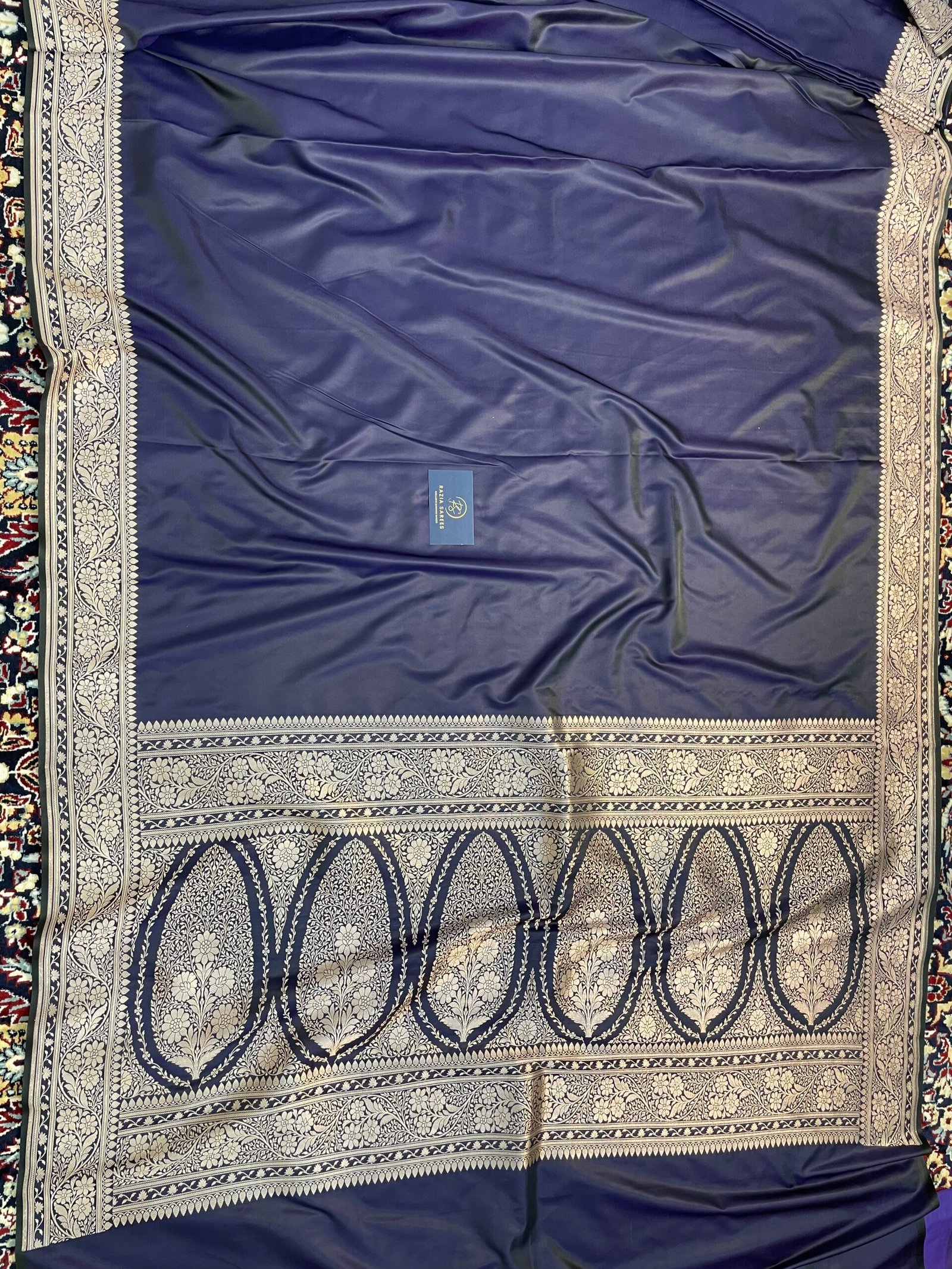 Navy Blue Plain Mashru Katan Silk Saree - Image 4