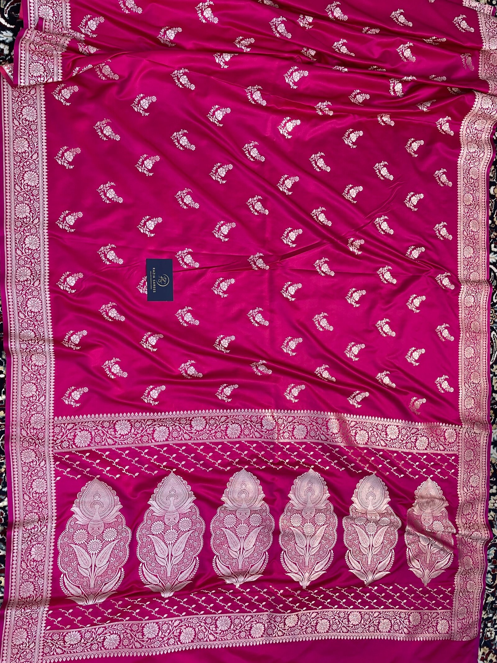 Rani Boota Mashru Katan Silk Saree - Image 4