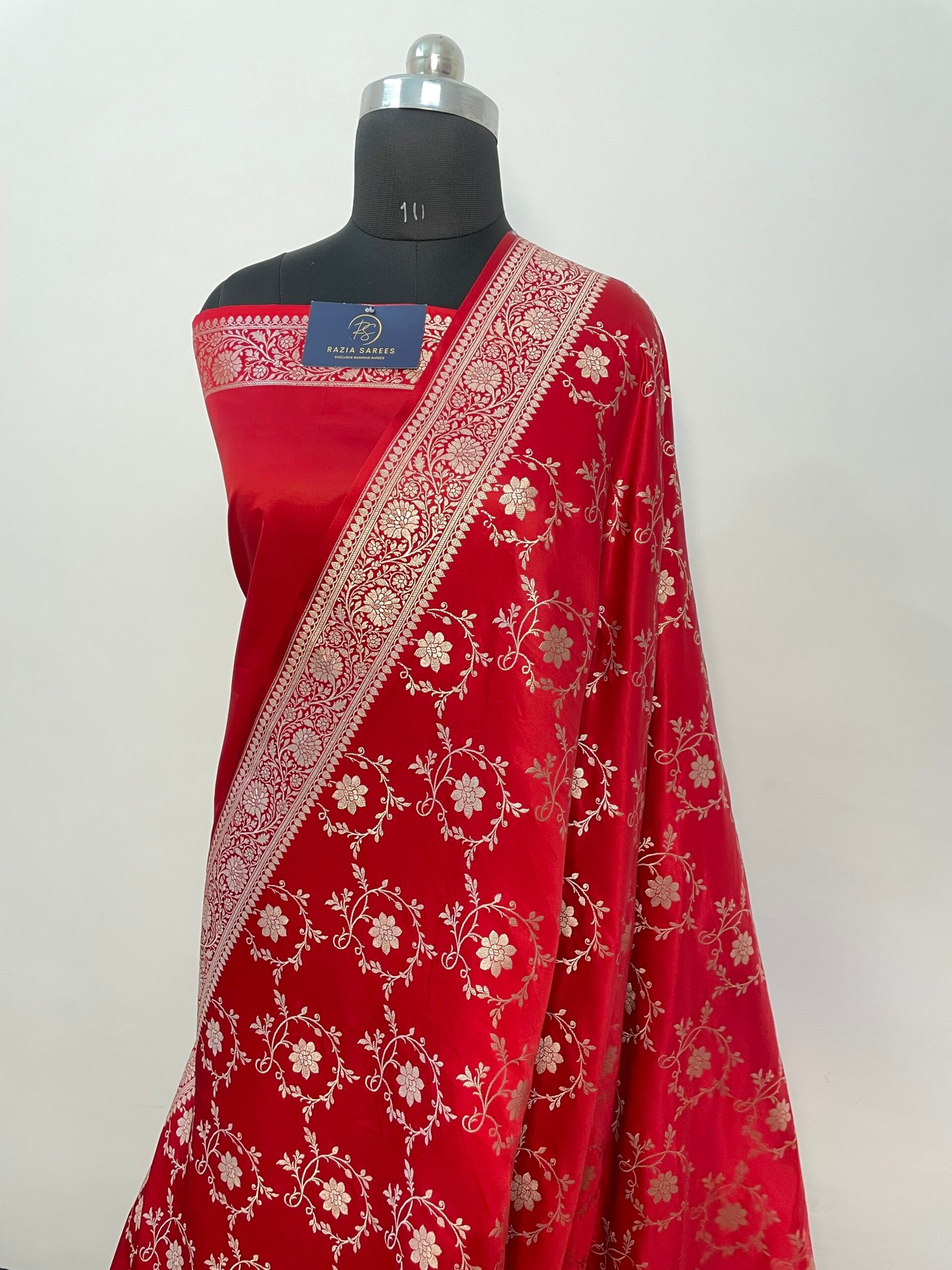 Red Jaal Mashru Katan Silk Saree - Image 2