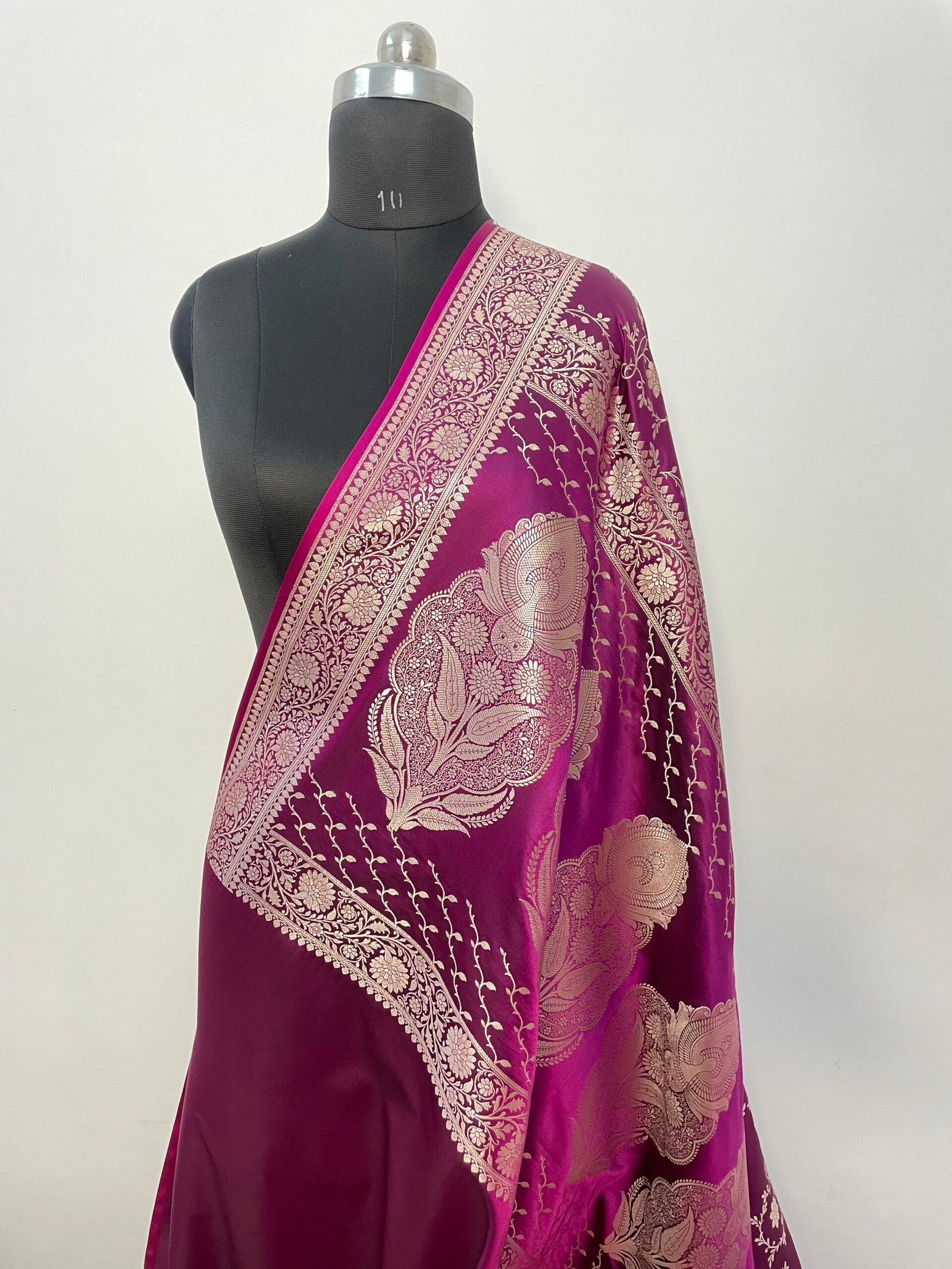B. Purple Jaal Mashru Katan Silk Saree - Image 3
