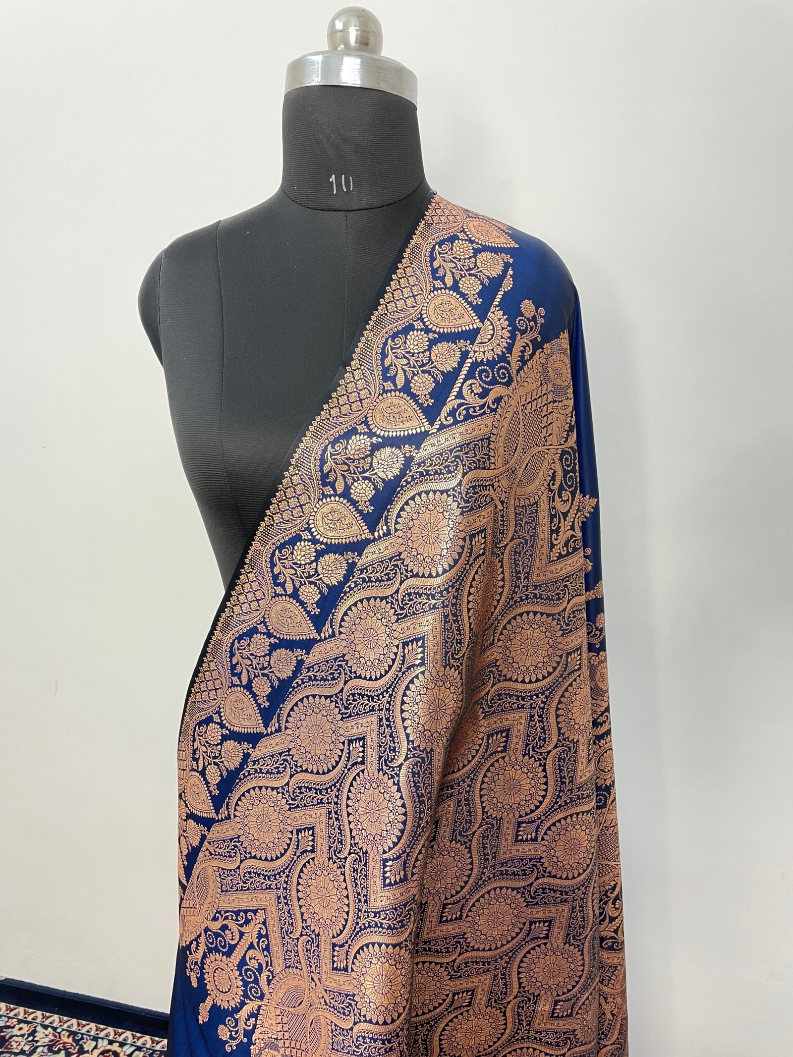 Royal Blue Designer Plain Satin Katan Silk Saree - Image 3