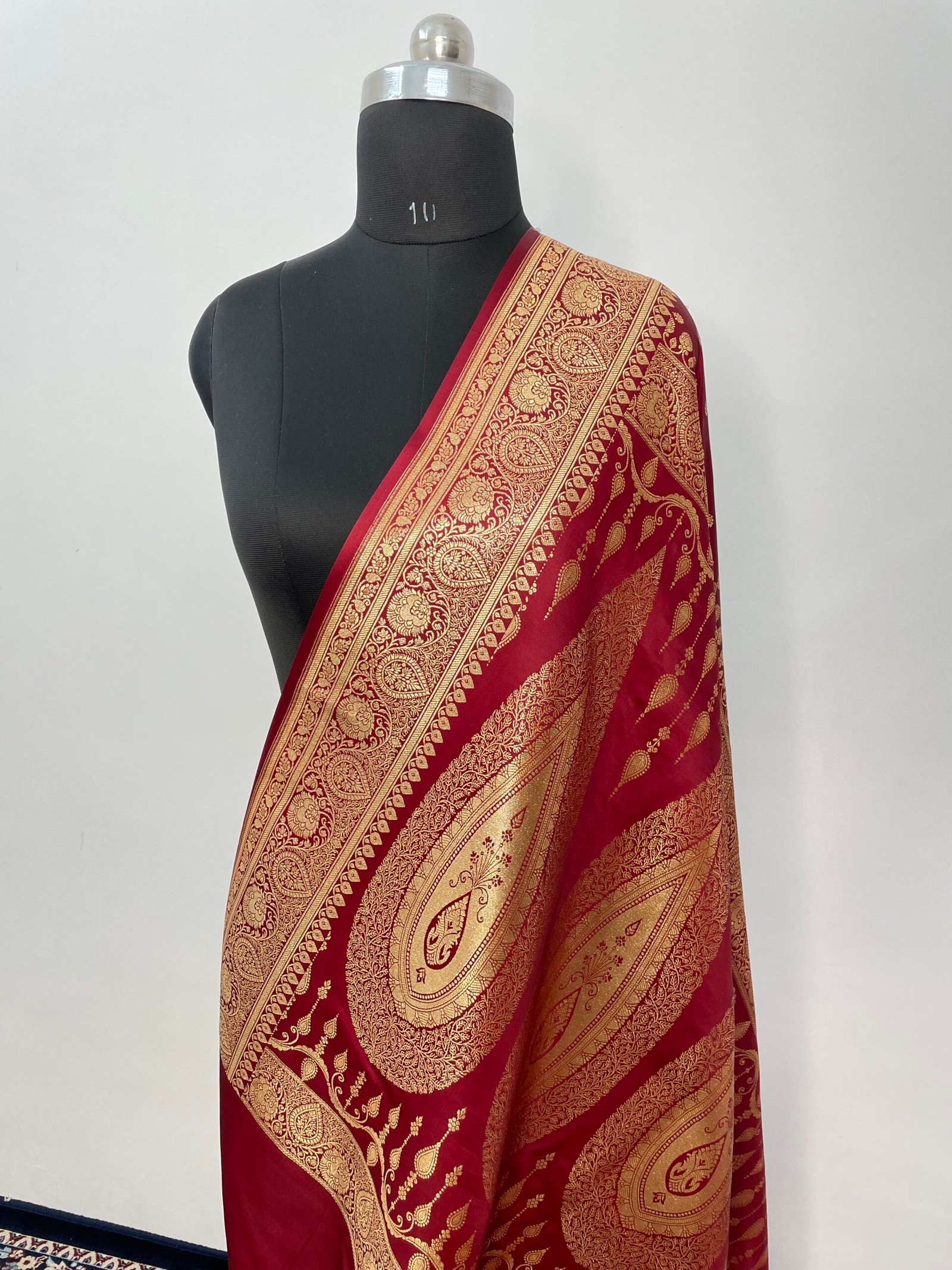 Mehroon Booti Satin Katan Silk Saree - Image 3