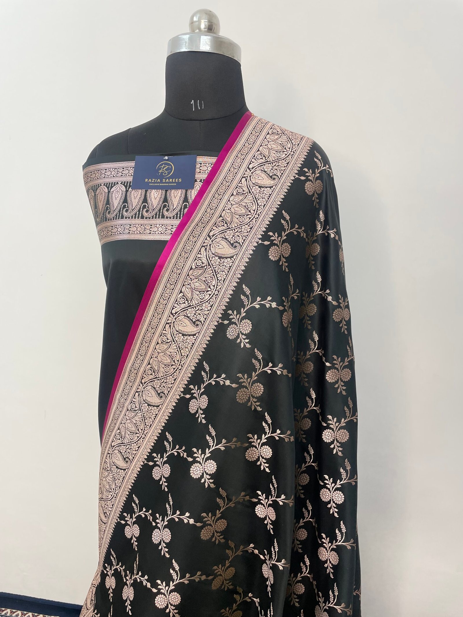 Black Jaal Mashru Katan Silk Saree - Image 2