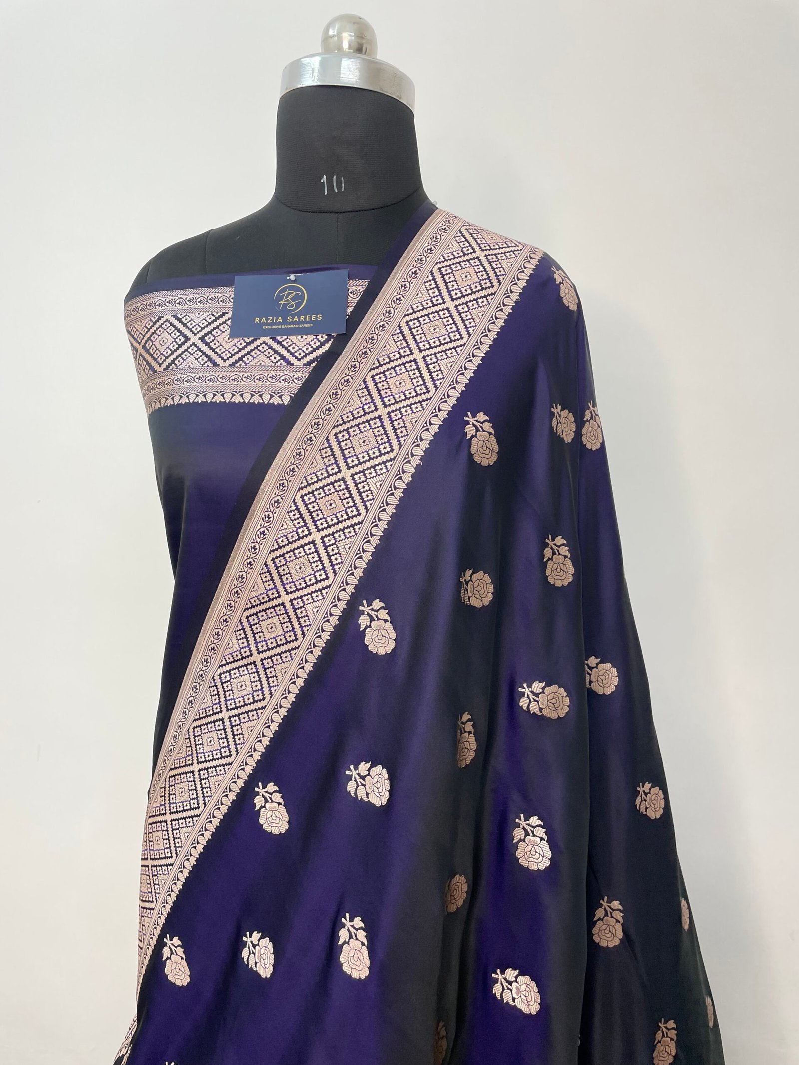 Navy Boota Mashru Katan Silk Saree - Image 2