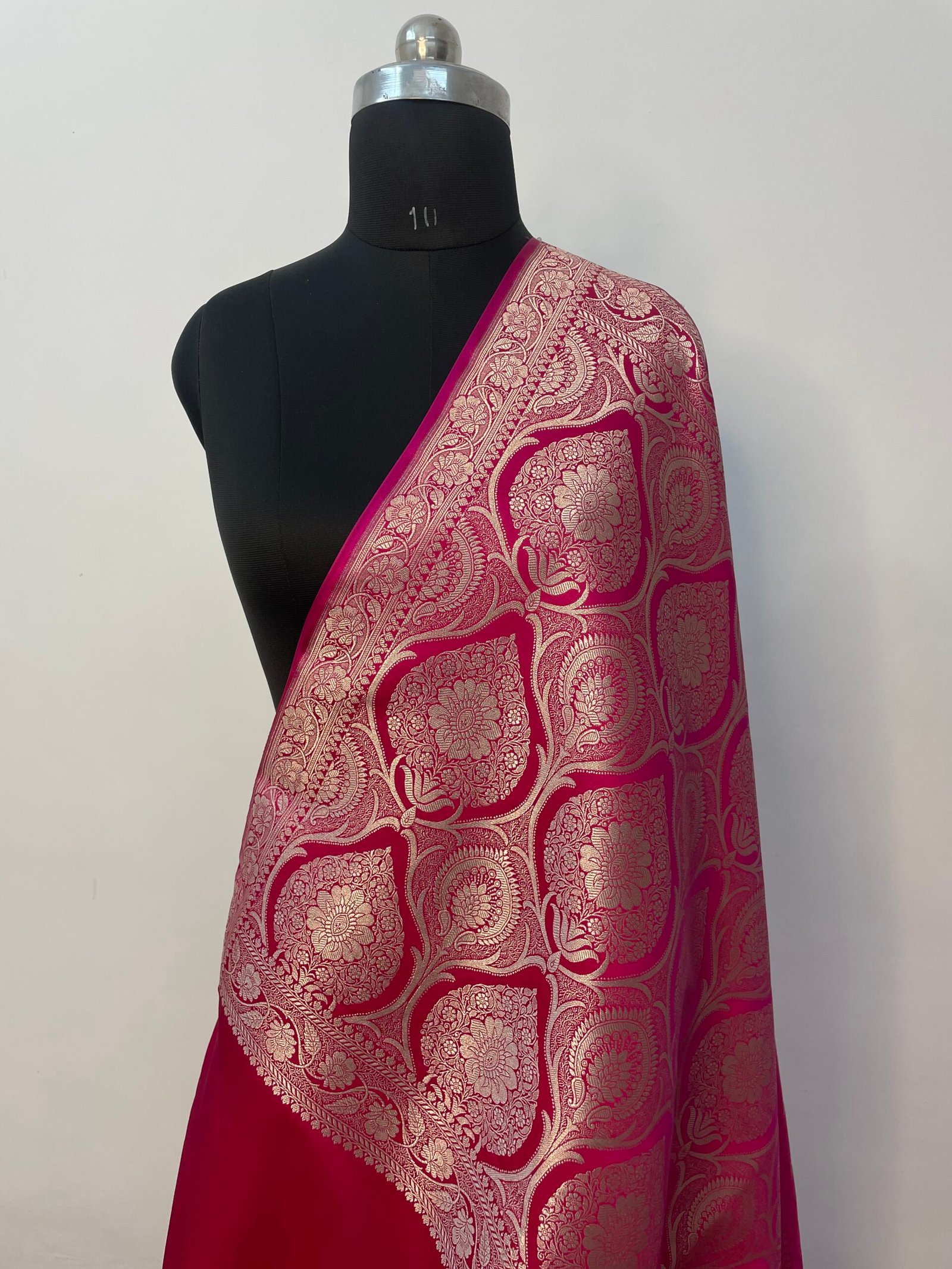 Rani Pink Designer Booti Mashru Katan Silk Saree - Image 3