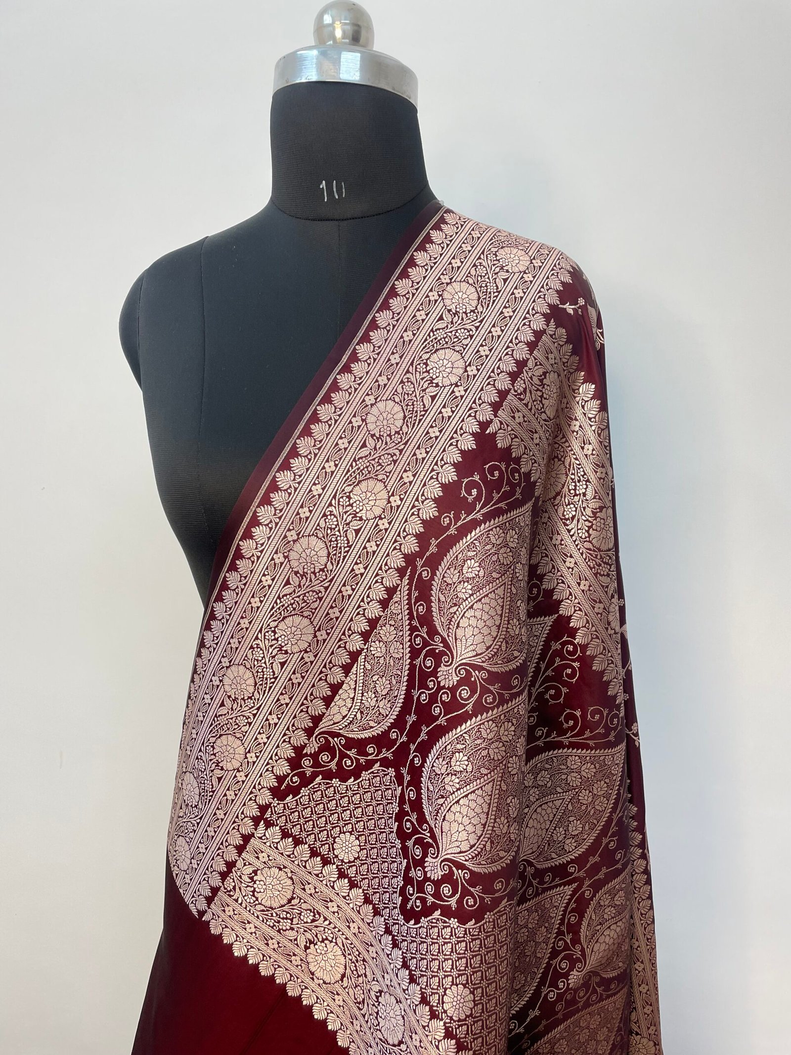 Brown Designer Jaal Mashru Katan Silk Saree - Image 3