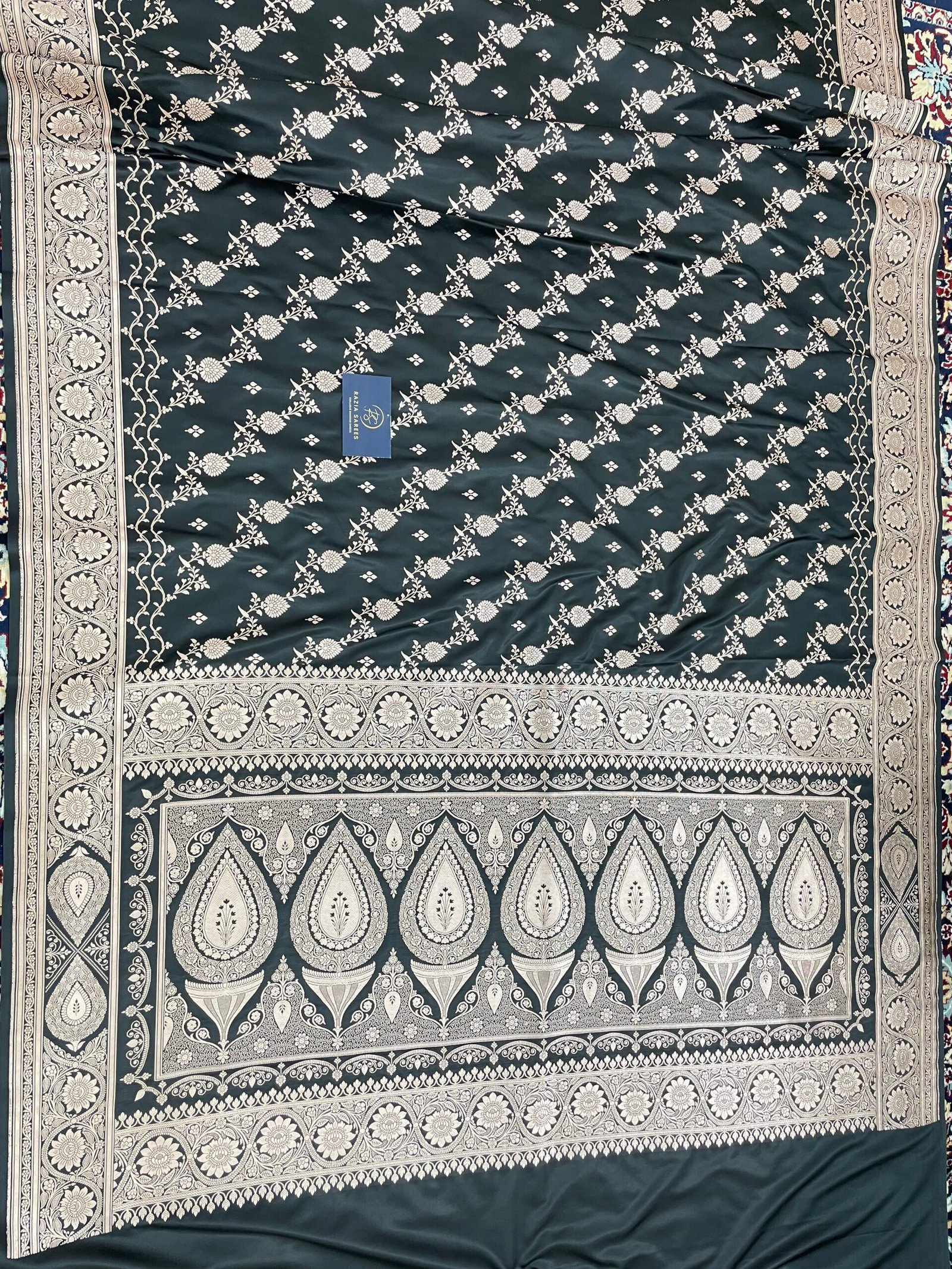 Black Designer Aada Mashru Katan Silk Saree - Image 4