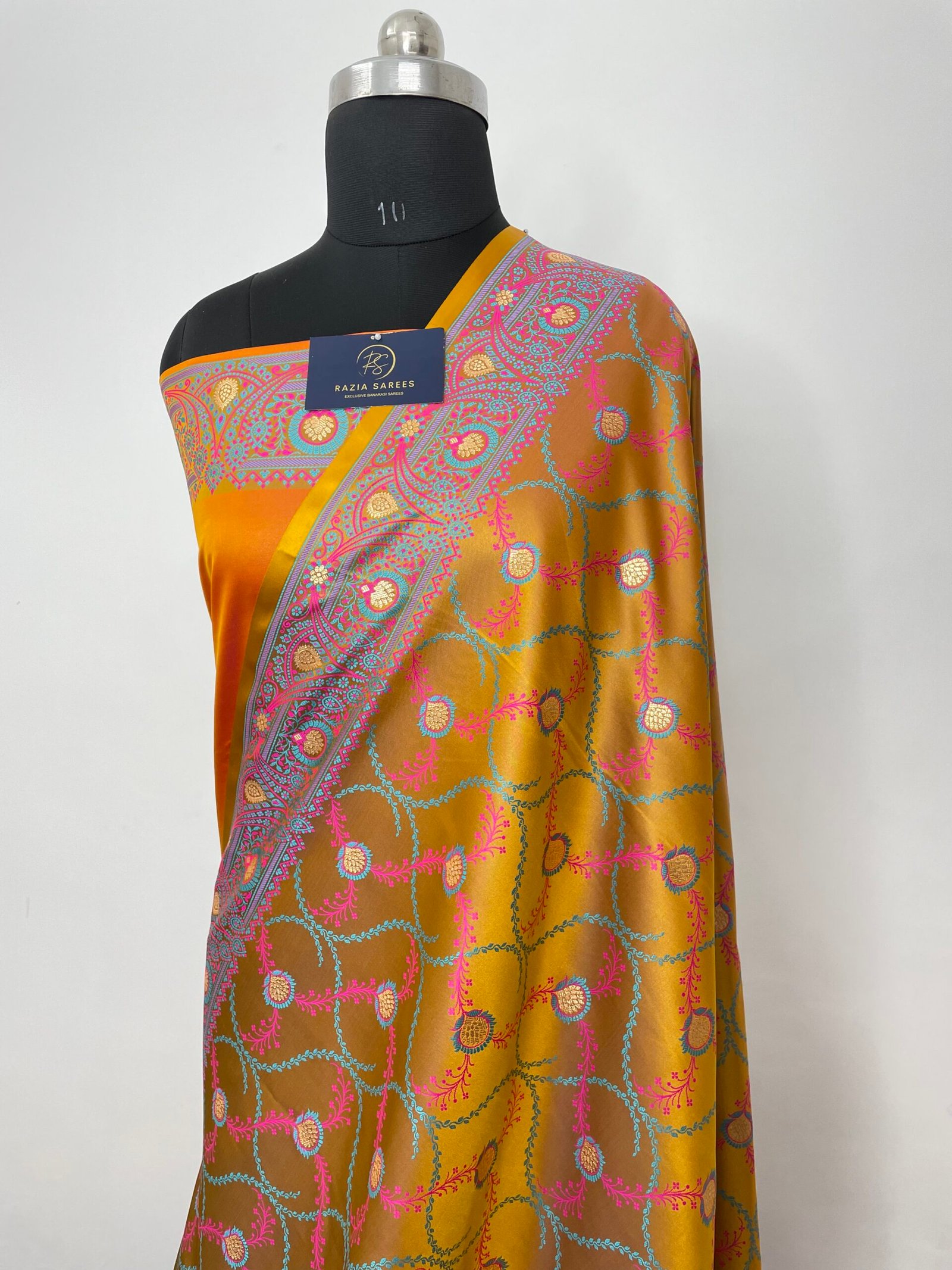 Ivory Yellow Tilfi Jamawar Tanchui Mashru Katan Silk Saree - Image 2