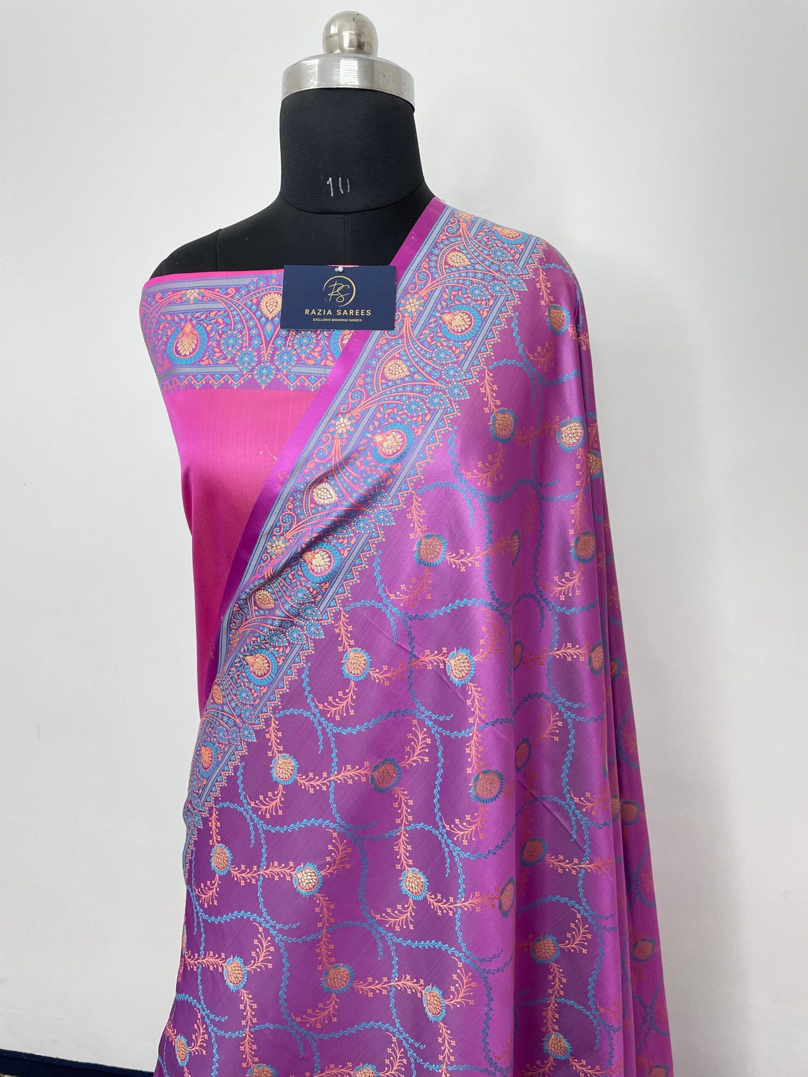 Ivory Pink Tilfi Jamawar Tanchui Mashru Katan Silk Saree - Image 2