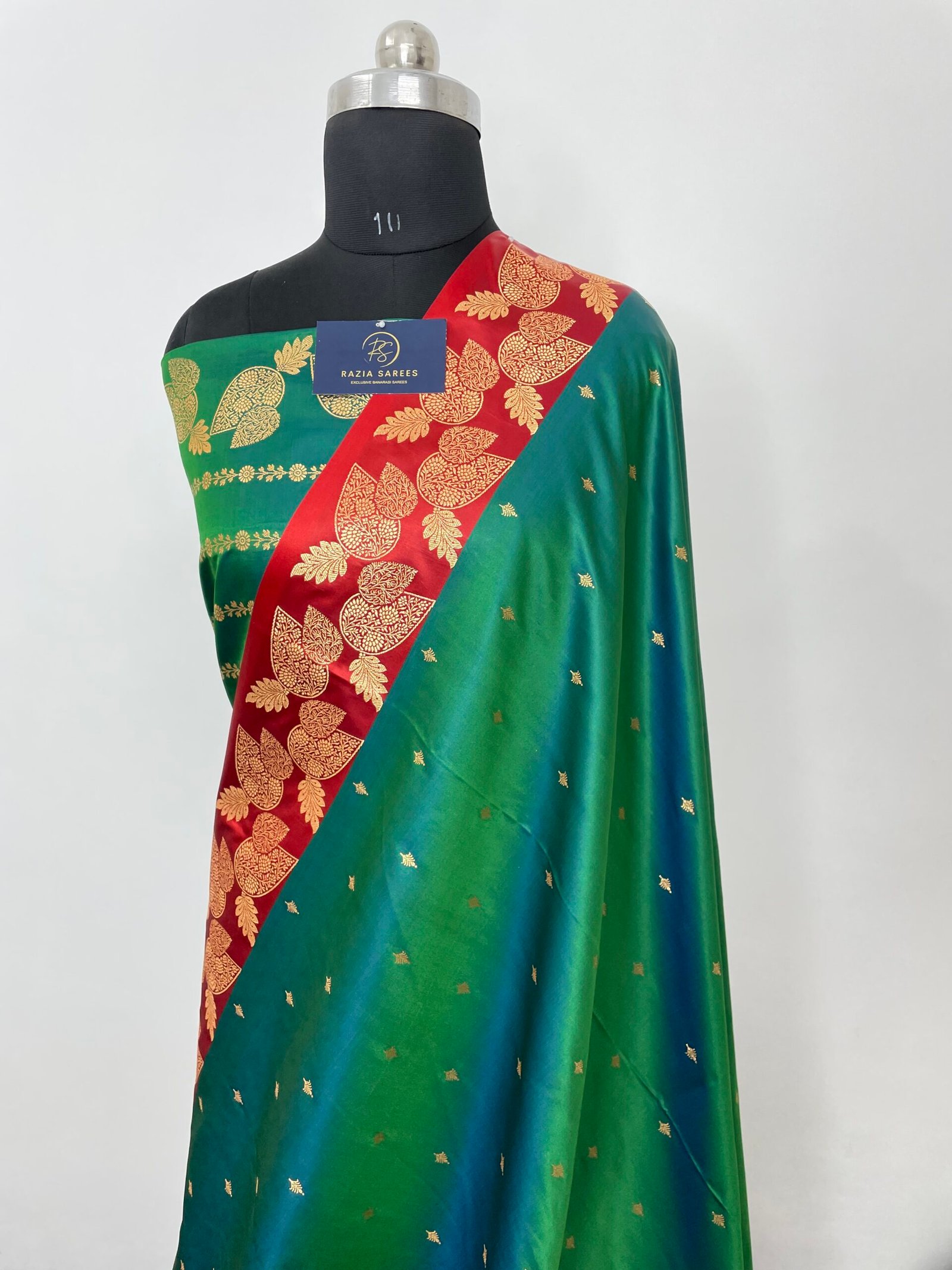 Turkish Green Red Contrast Fancy Satan Patta Buti Satin Katan Silk Saree - Image 2