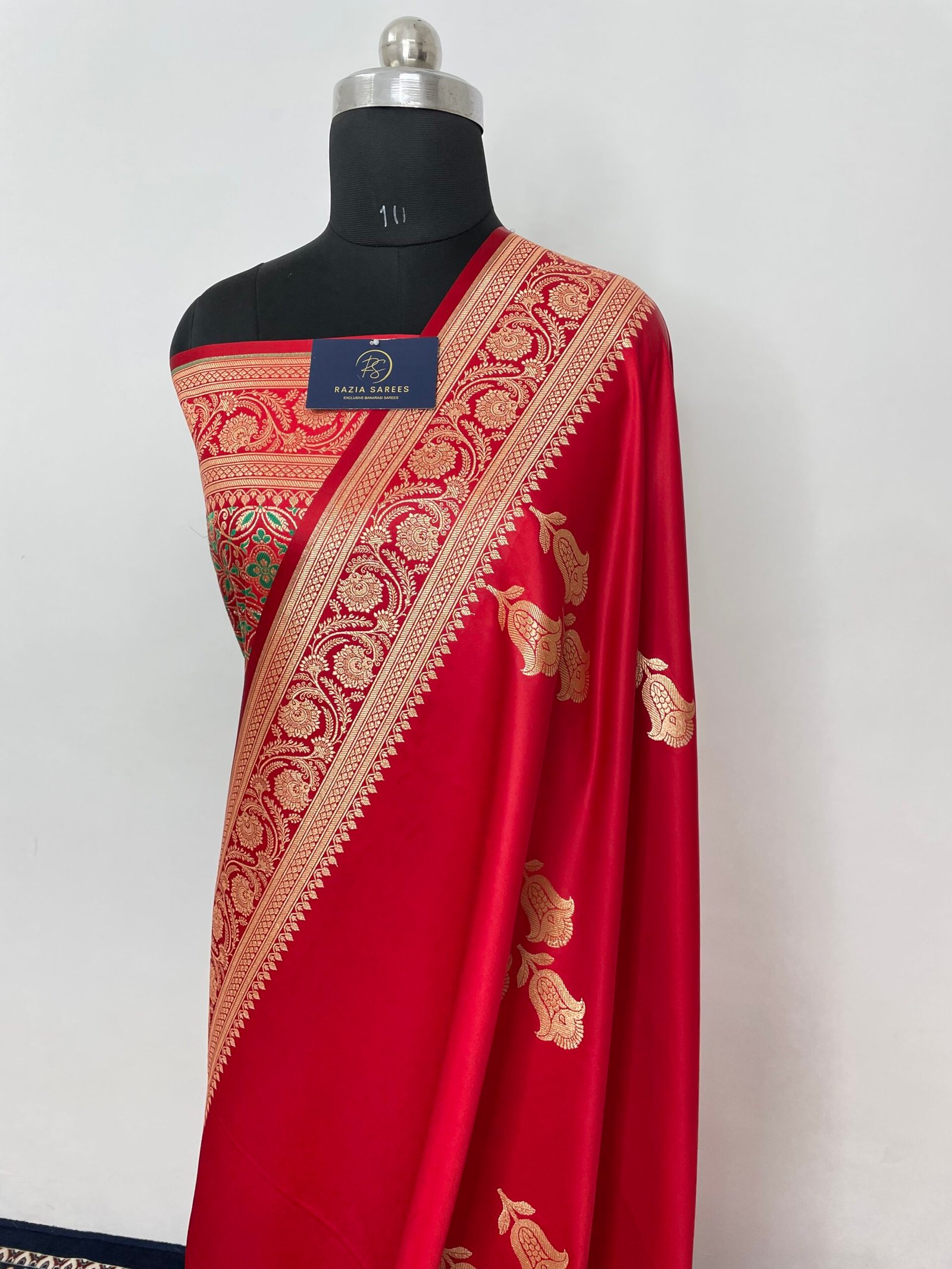 Red Memory Jacart Designer Satin Katan Silk Saree - Image 2