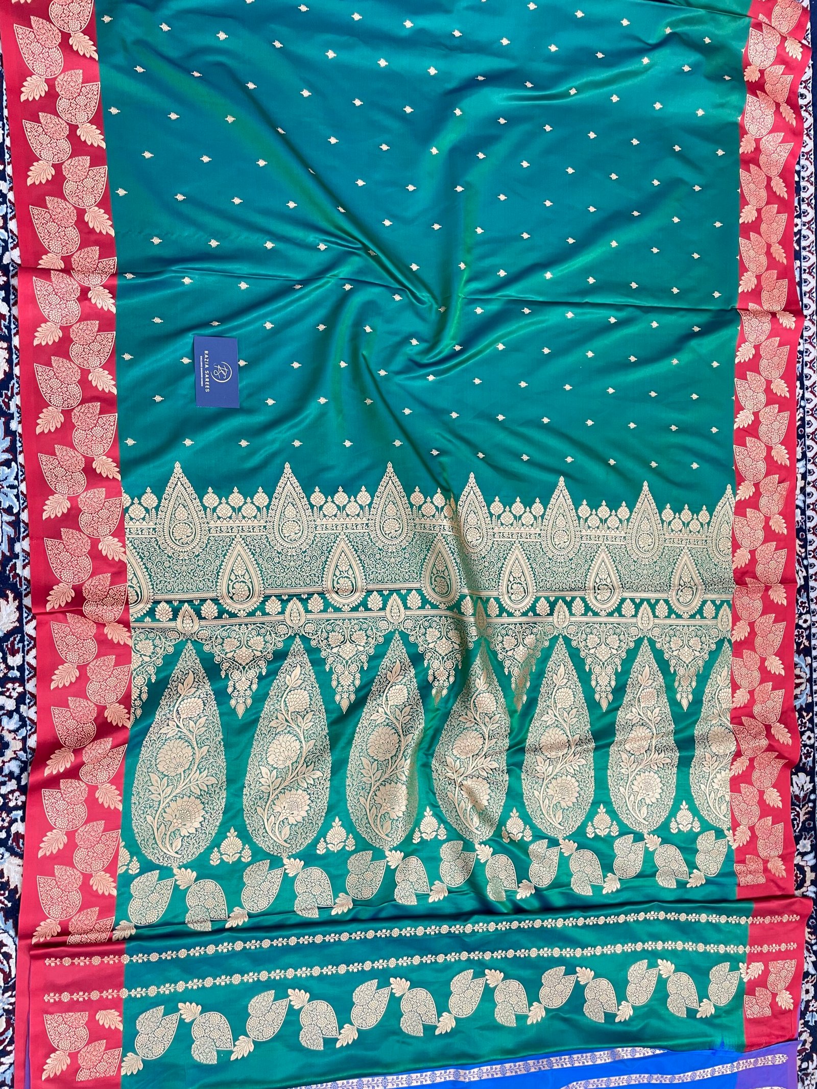 Turkish Green Red Contrast Fancy Satan Patta Buti Satin Katan Silk Saree - Image 4