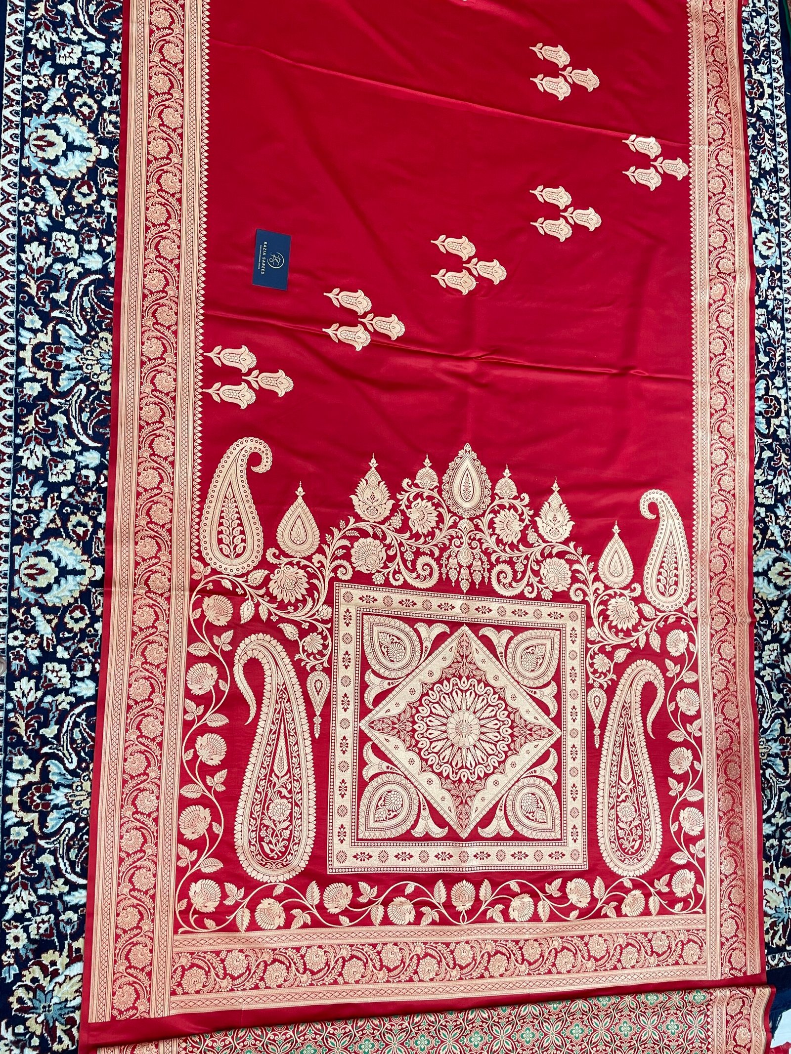 Red Memory Jacart Designer Satin Katan Silk Saree - Image 3