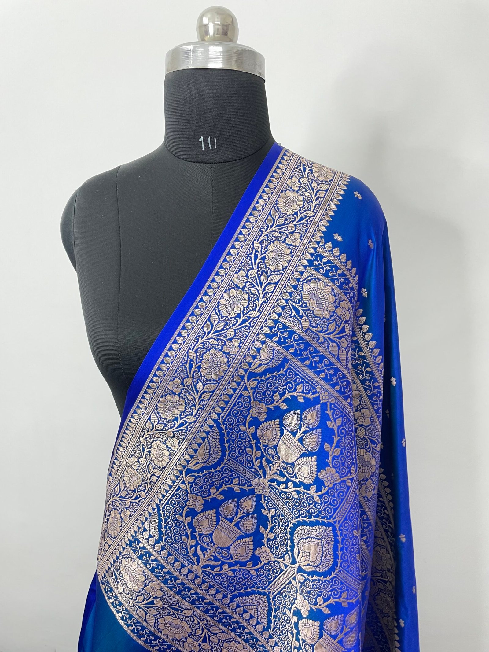Royal Blue Mashru Katan Silk Saree - Image 3